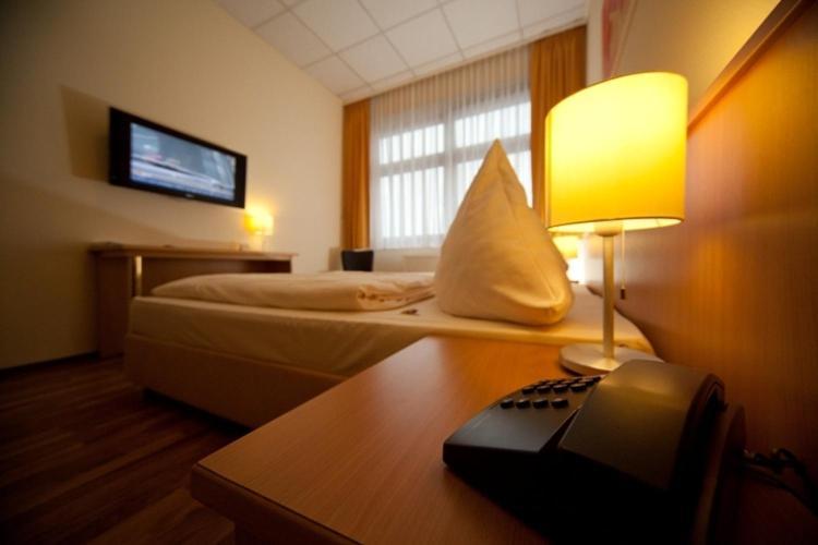Hotel Zur Rebe Hochheim am Main Chambre photo