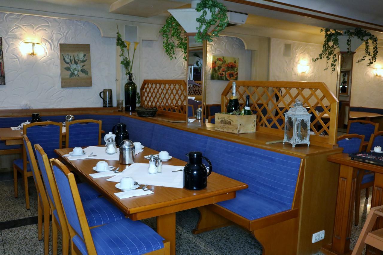 Hotel Zur Rebe Hochheim am Main Extérieur photo